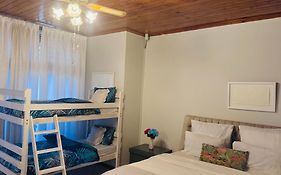 Leisure Lodges Family Room Parow